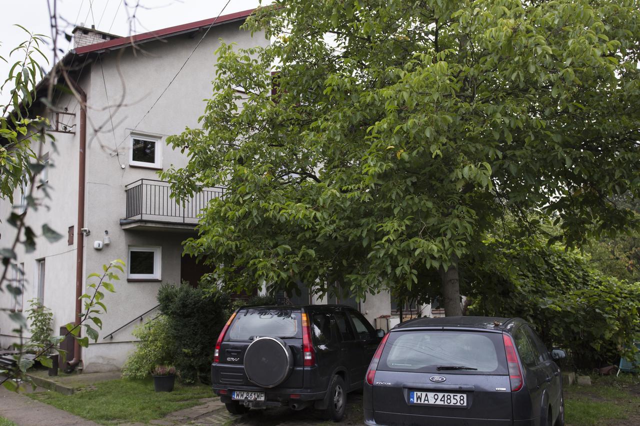 Rent0Nline Brwinow Rooms Exterior foto