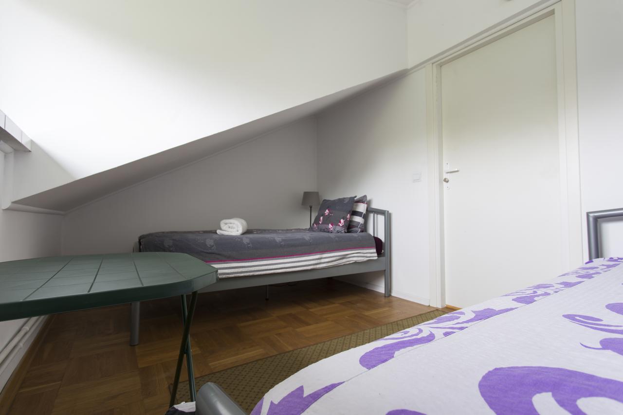 Rent0Nline Brwinow Rooms Exterior foto